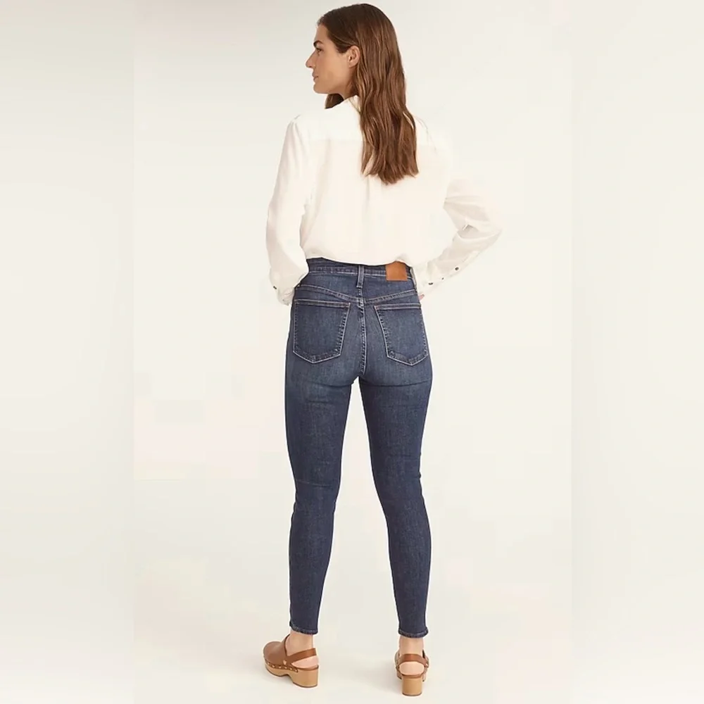 J.Crew Curvy Toothpick Jean in Dryden Wash Size 24